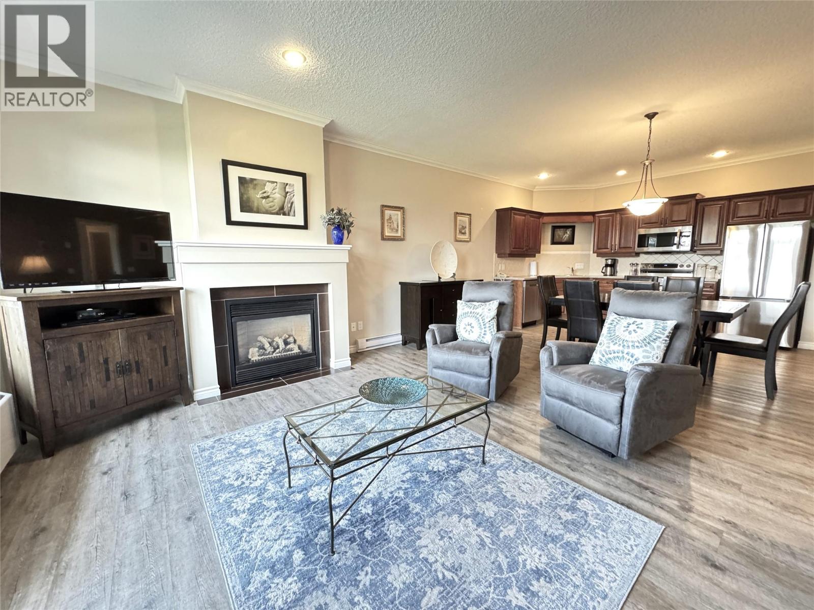 100 Bighorn Boulevard Unit# 113, Radium Hot Springs, British Columbia  V0A 1M0 - Photo 6 - 10363371