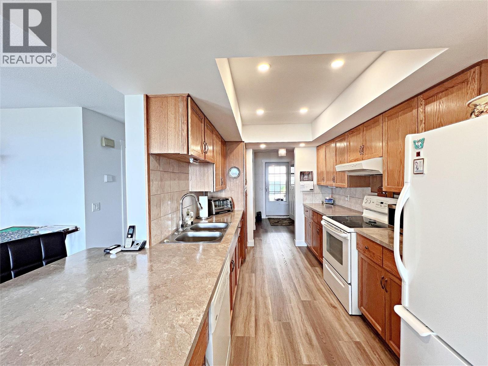 4340a Beach Avenue Unit# 102, Peachland, British Columbia  V0H 1X6 - Photo 10 - 10363588