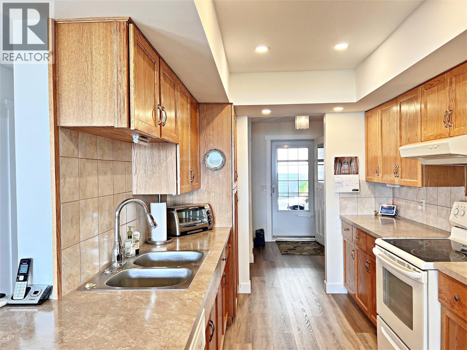 4340a Beach Avenue Unit# 102, Peachland, British Columbia  V0H 1X6 - Photo 11 - 10363588