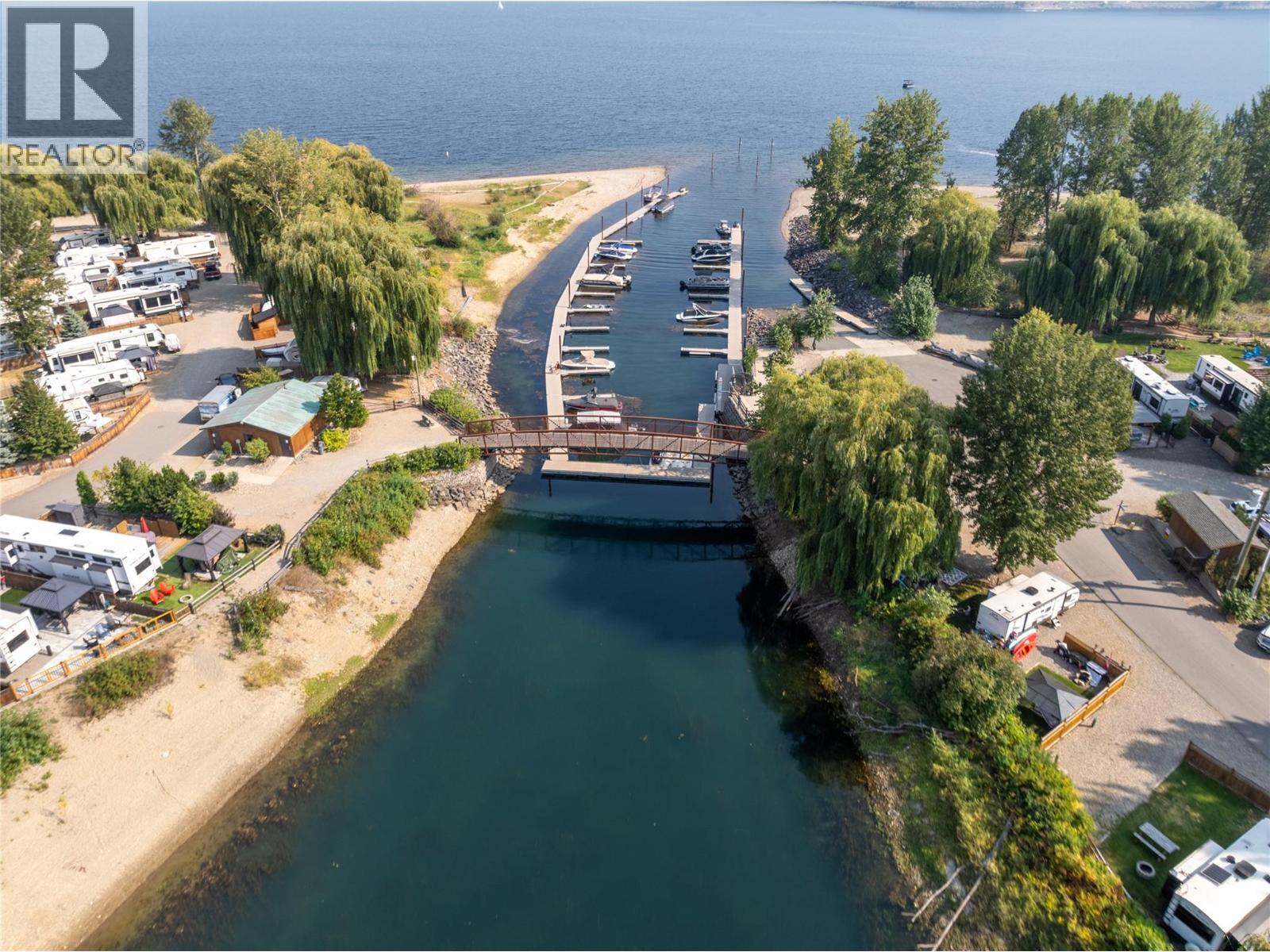 12 Marina Way, Lee Creek, British Columbia  V0E 1M4 - Photo 15 - 10361852