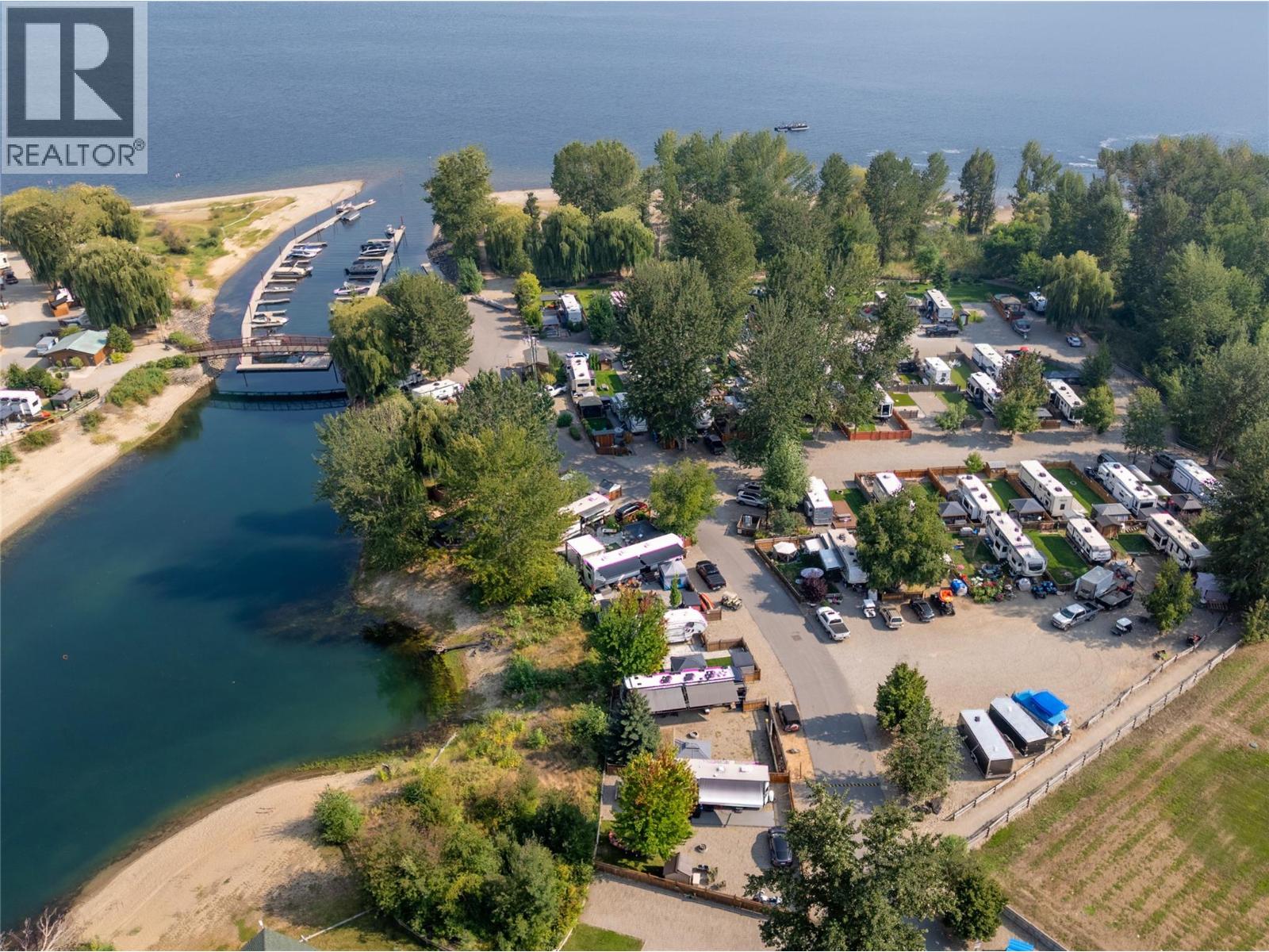 12 Marina Way, Lee Creek, British Columbia  V0E 1M4 - Photo 23 - 10361852