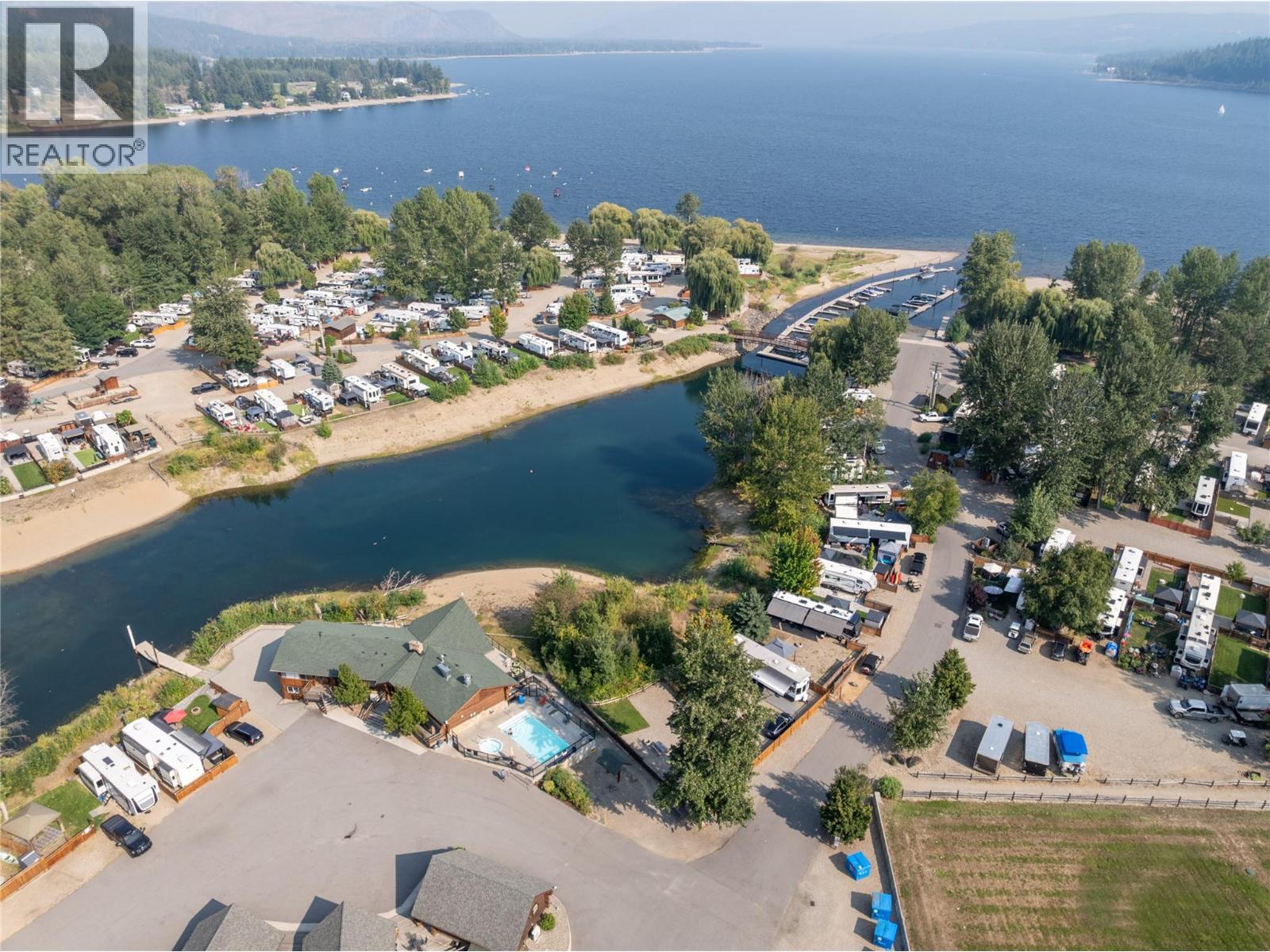 12 Marina Way, Lee Creek, British Columbia  V0E 1M4 - Photo 24 - 10361852