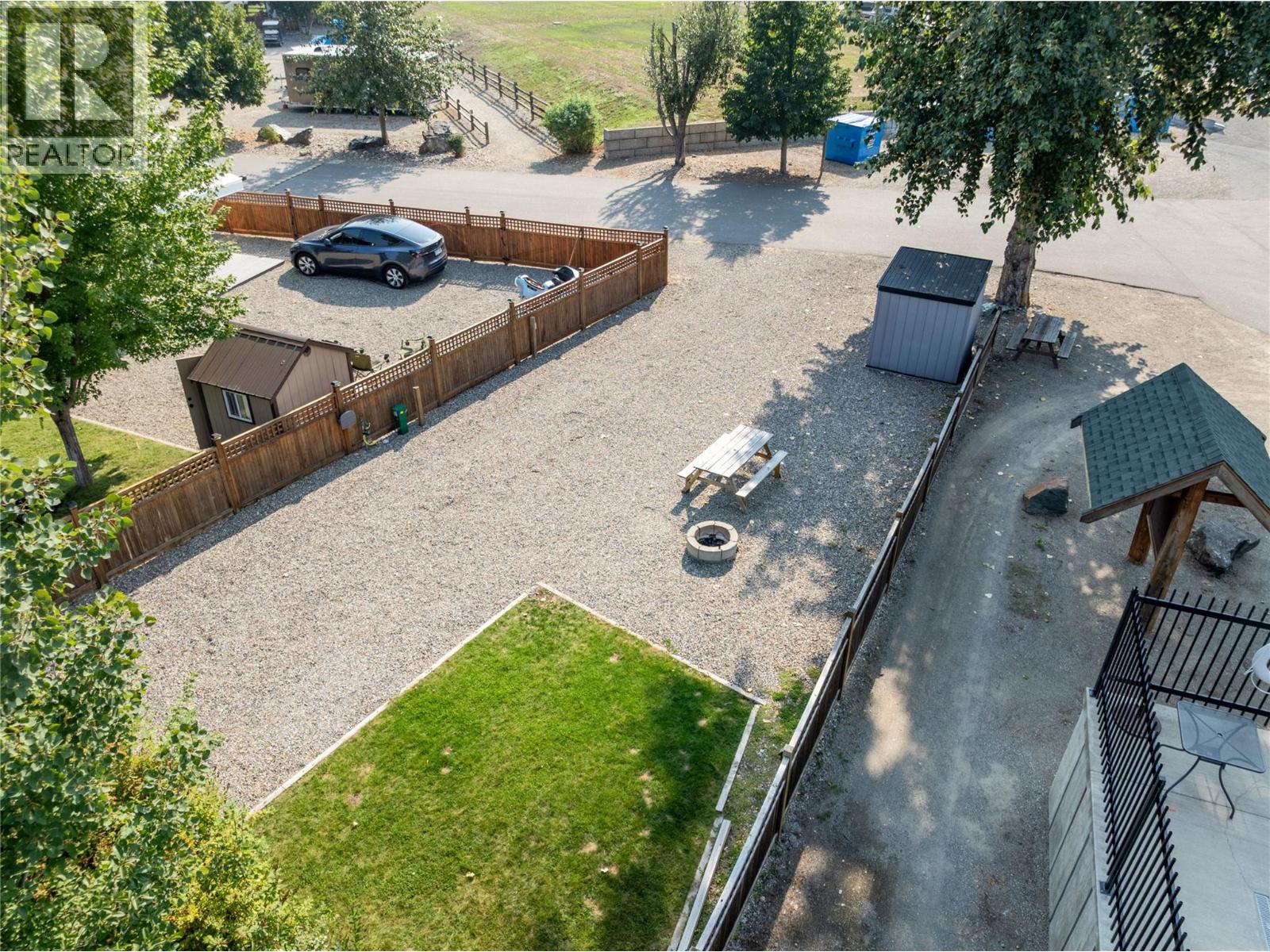 12 Marina Way, Lee Creek, British Columbia  V0E 1M4 - Photo 7 - 10361852