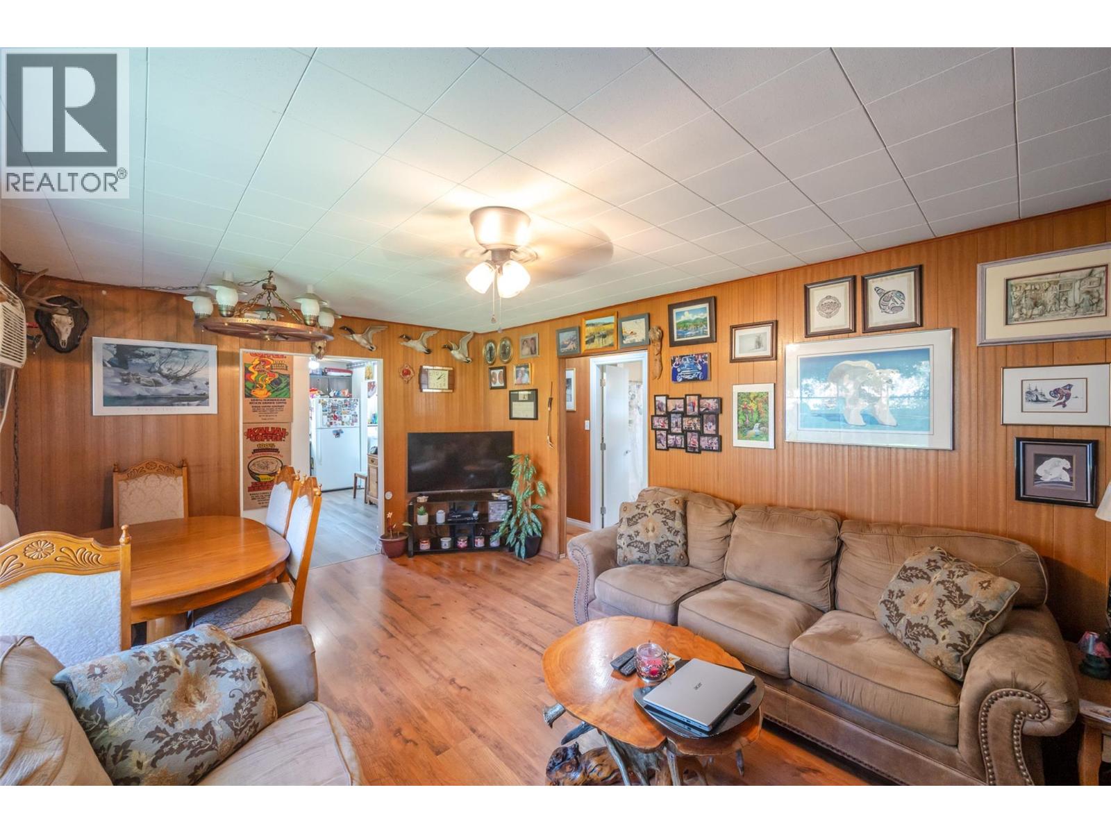 5009 13th Avenue, Okanagan Falls, British Columbia  V0H 1R4 - Photo 14 - 10363383