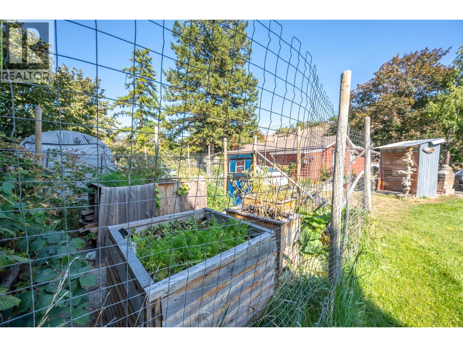 5009 13th Avenue, Okanagan Falls, British Columbia  V0H 1R4 - Photo 38 - 10363383