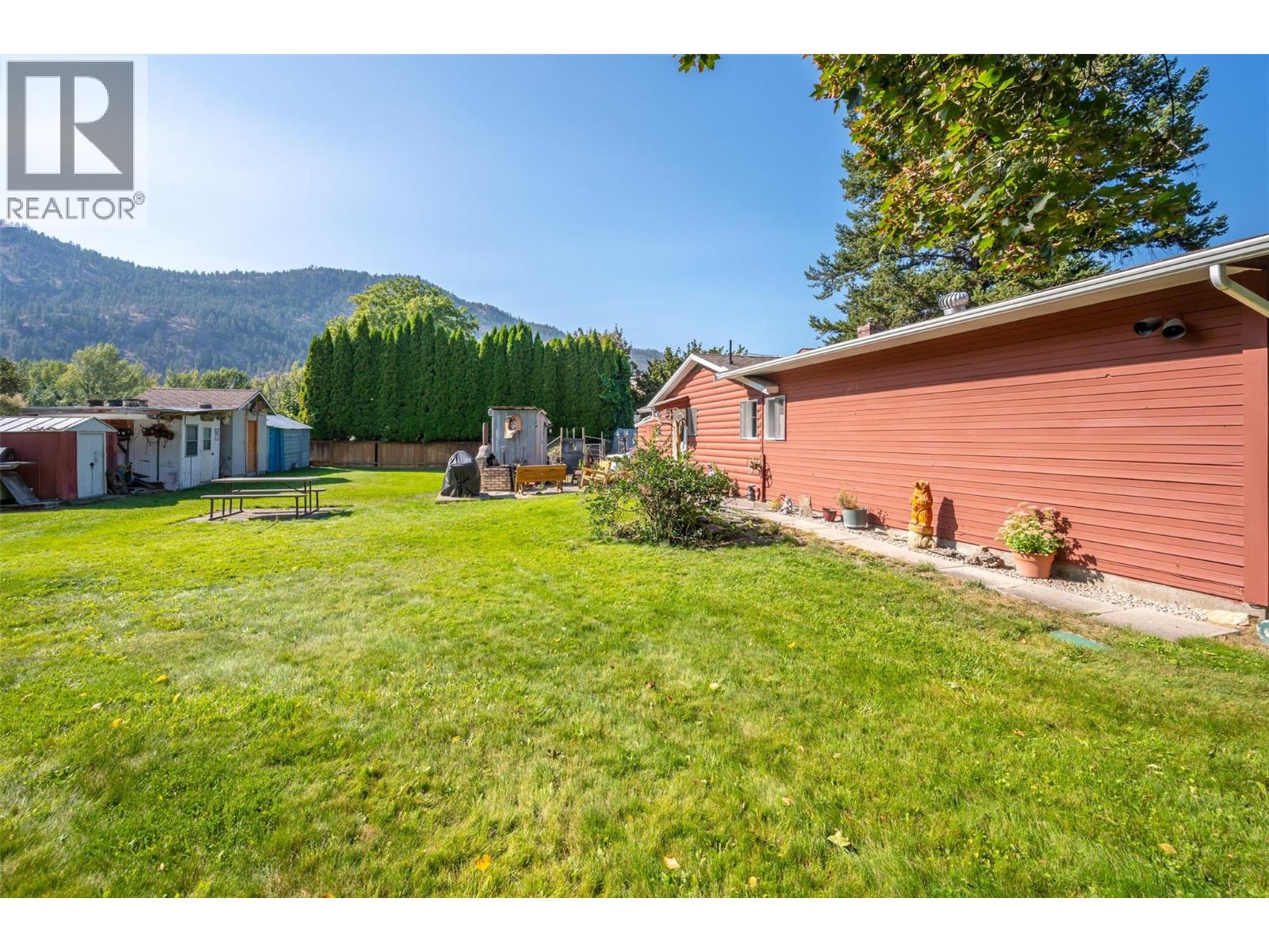 5009 13th Avenue, Okanagan Falls, British Columbia  V0H 1R4 - Photo 52 - 10363383