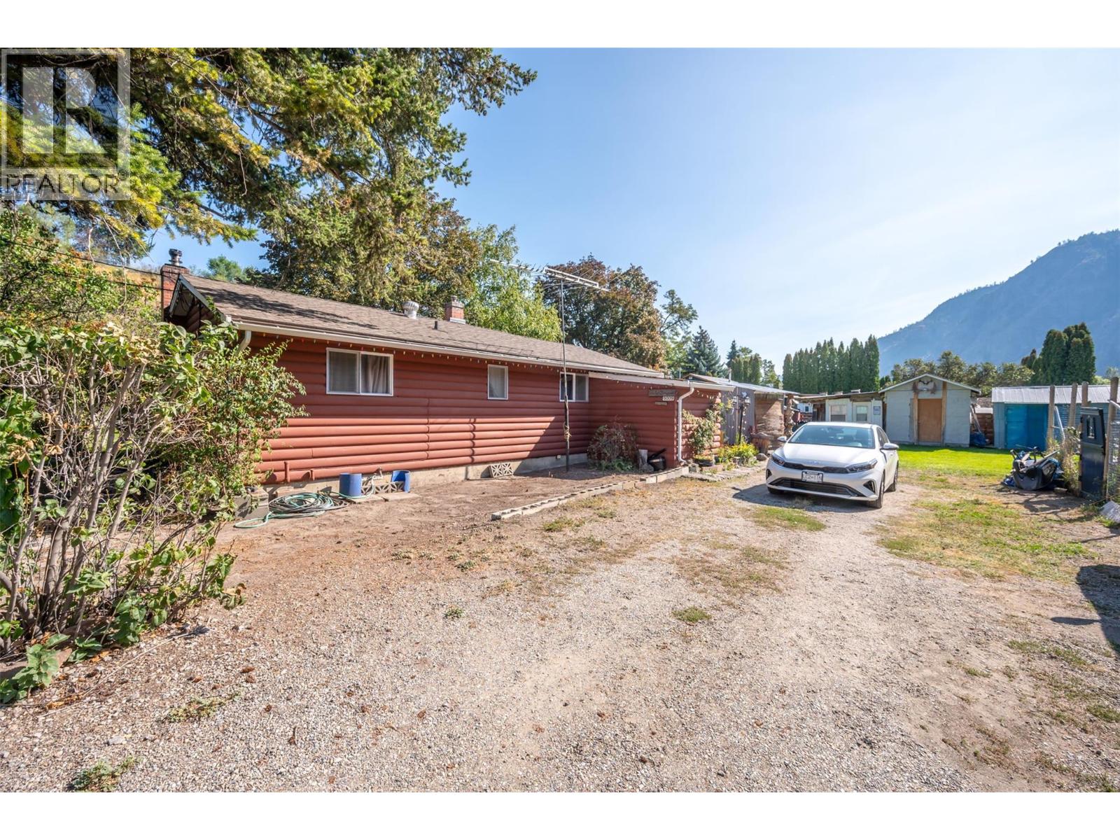 5009 13th Avenue, Okanagan Falls, British Columbia  V0H 1R4 - Photo 58 - 10363383