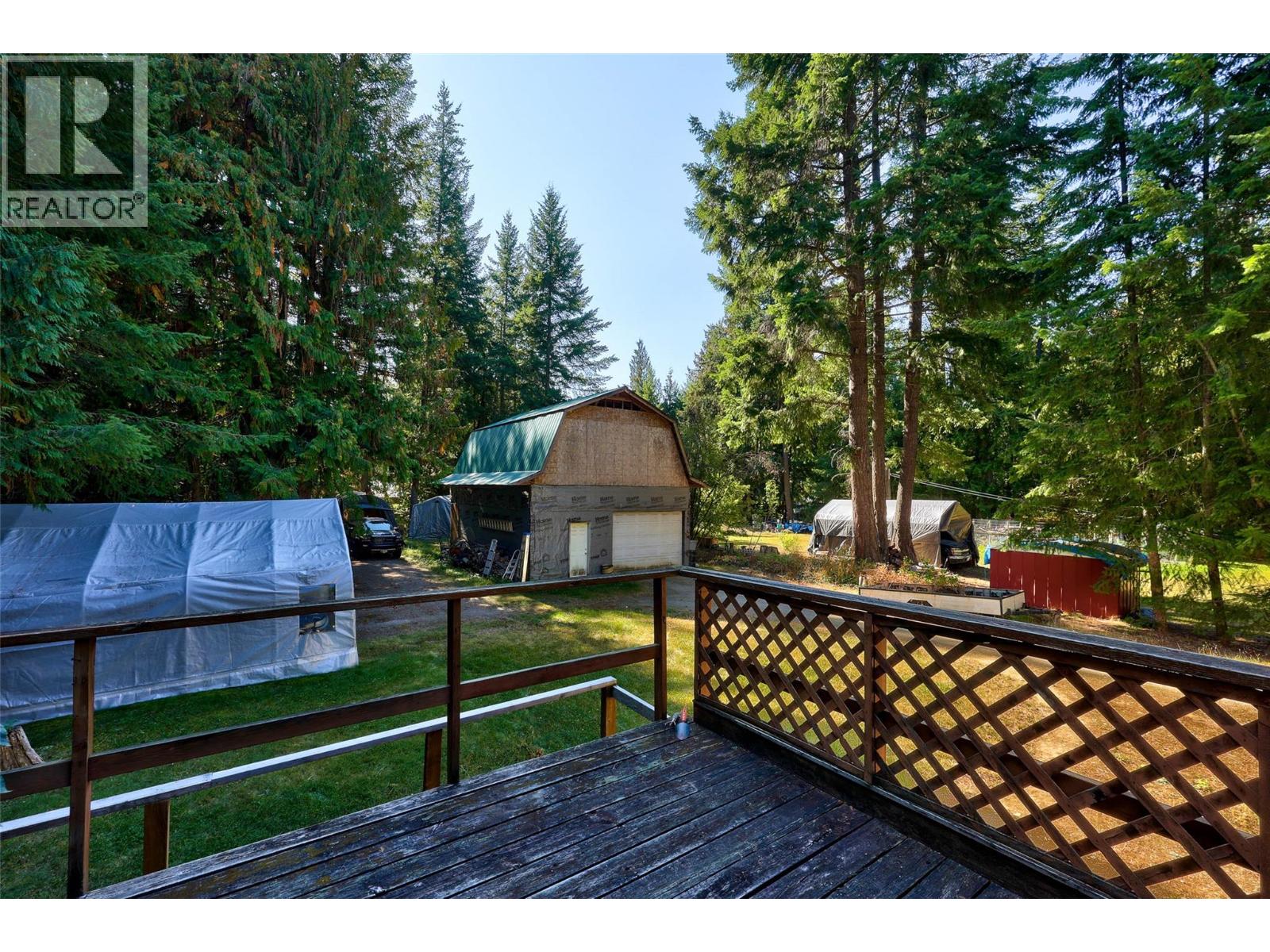 4072 Butters Road, Scotch Creek, British Columbia  v0e 1m5 - Photo 3 - 10363390