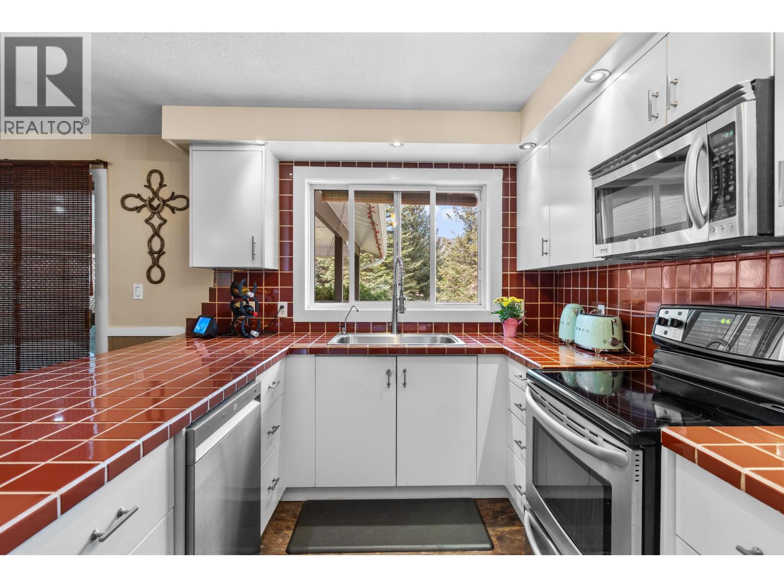 602 Johnson Crescent, Oliver, British Columbia  V0H 1T5 - Photo 13 - 10362840