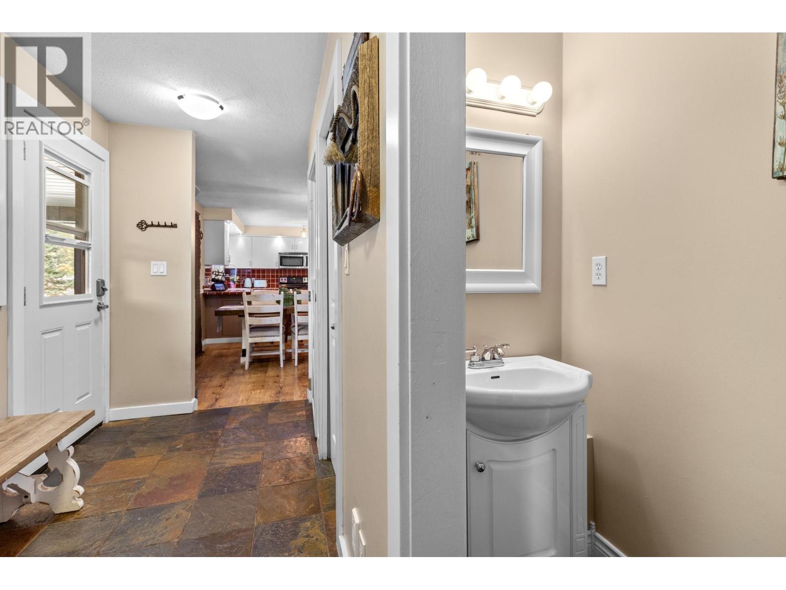 602 Johnson Crescent, Oliver, British Columbia  V0H 1T5 - Photo 16 - 10362840