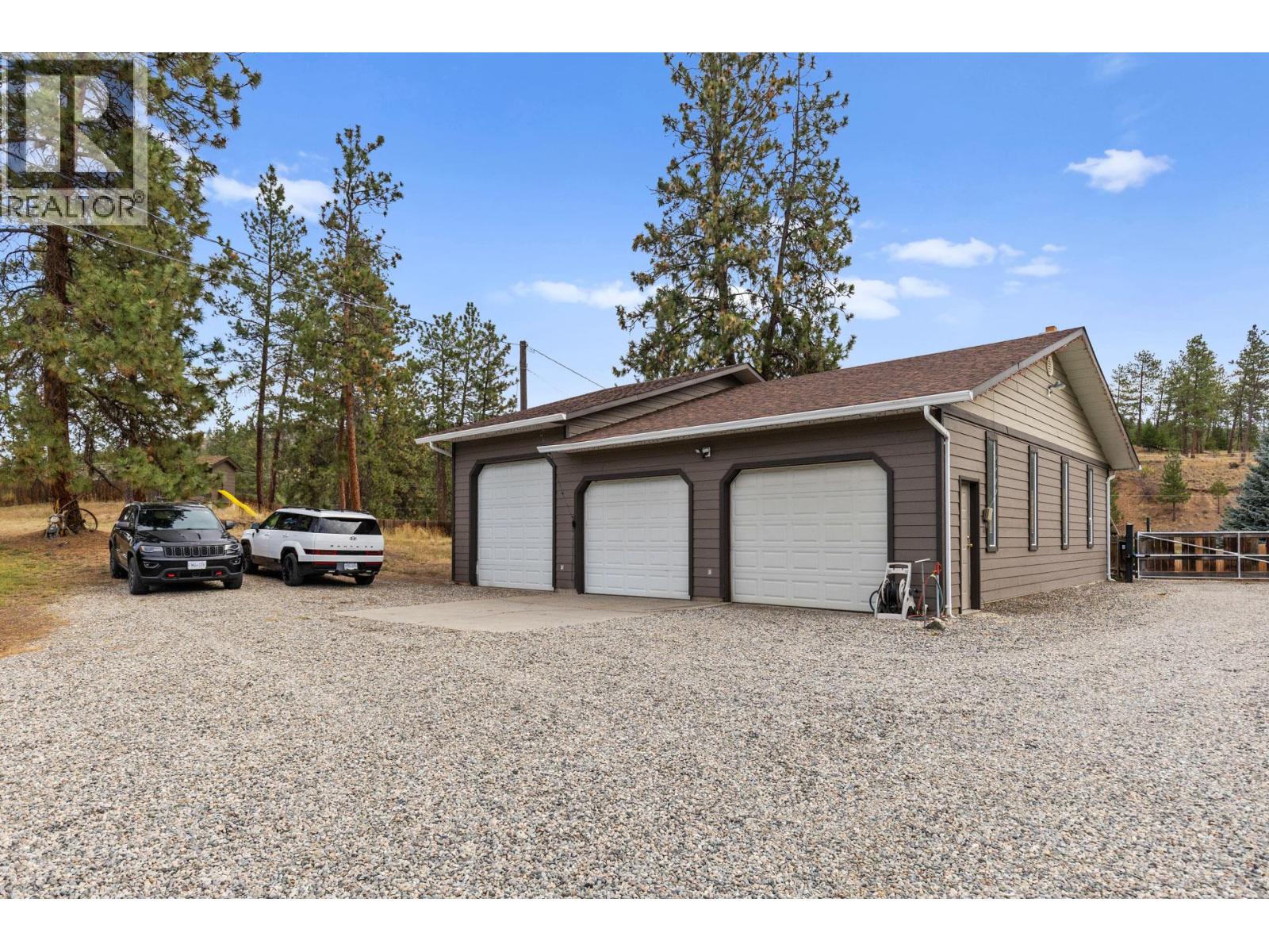 602 Johnson Crescent, Oliver, British Columbia  V0H 1T5 - Photo 3 - 10362840