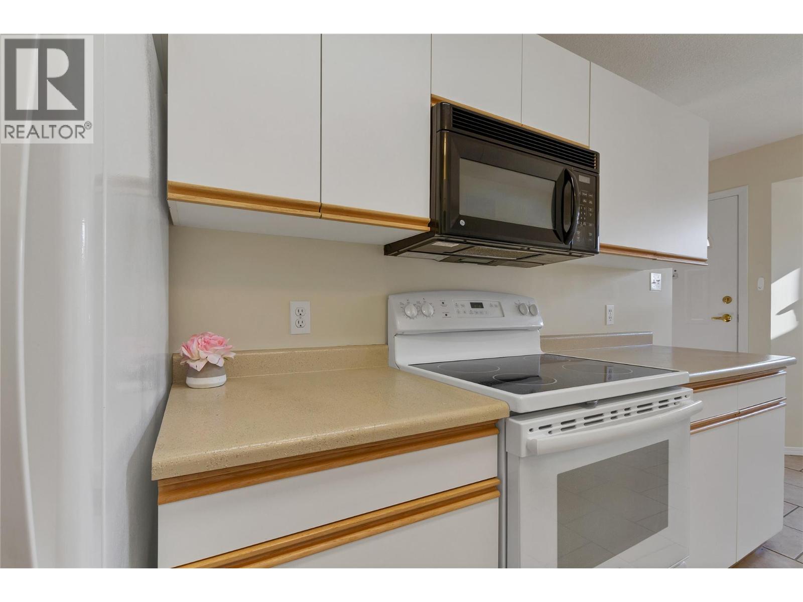 3906 Pleasant Valley Road Unit# 10, Vernon, British Columbia  V1T 4L9 - Photo 11 - 10363716