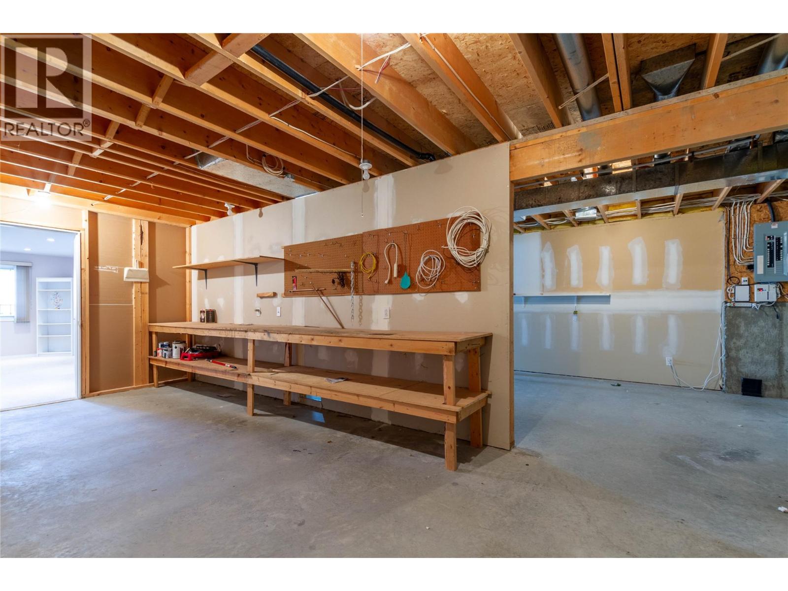 3906 Pleasant Valley Road Unit# 10, Vernon, British Columbia  V1T 4L9 - Photo 36 - 10363716