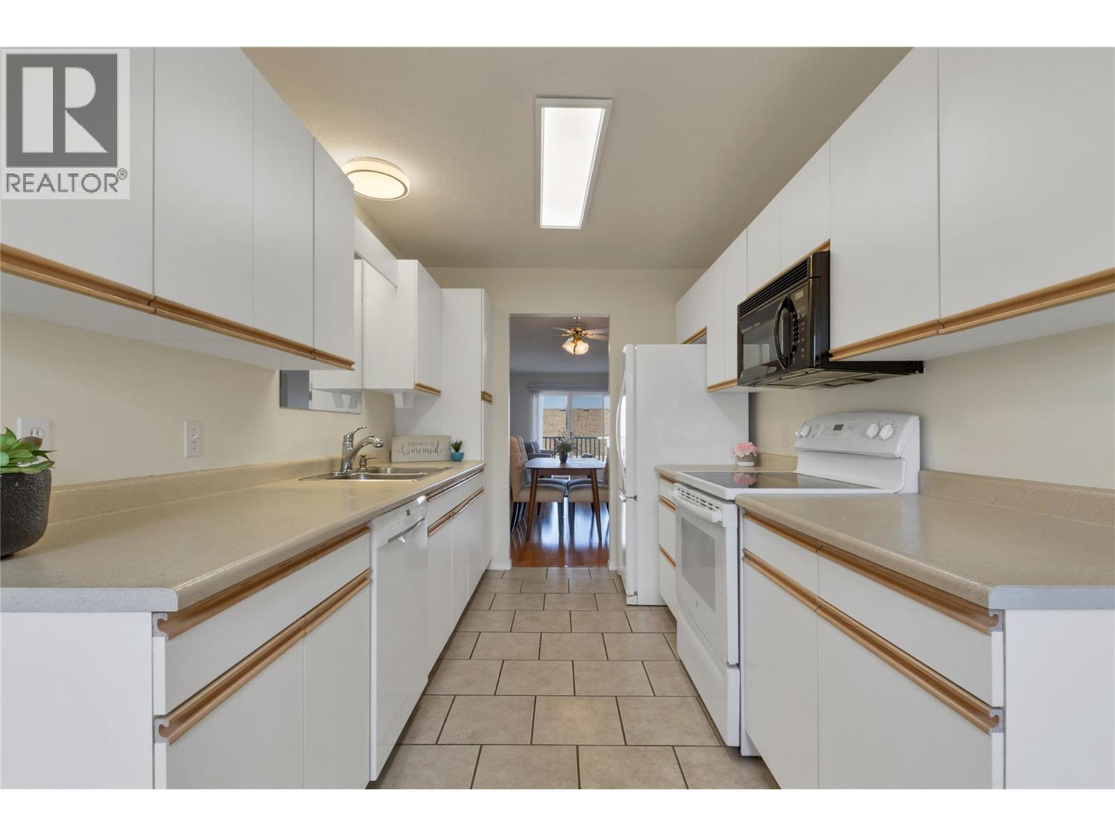 3906 Pleasant Valley Road Unit# 10, Vernon, British Columbia  V1T 4L9 - Photo 9 - 10363716