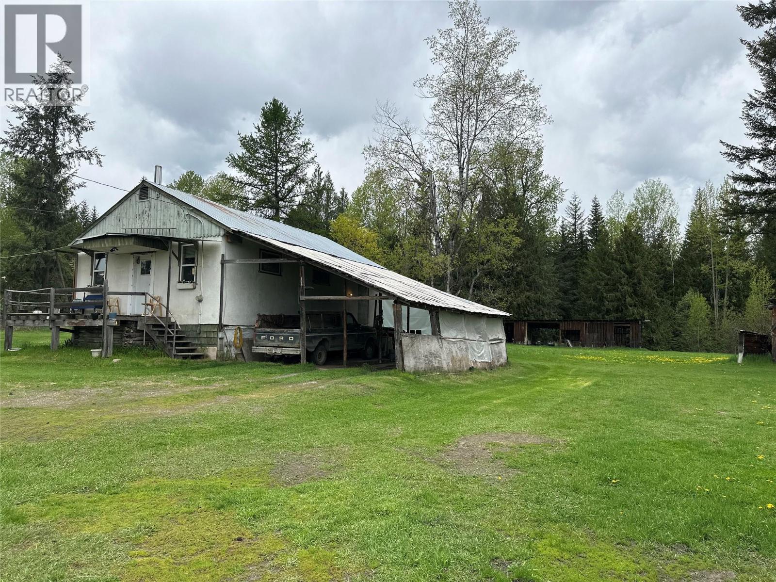 1440 Trinity Valley Road, Lumby, British Columbia  V0E 2G0 - Photo 39 - 10363723