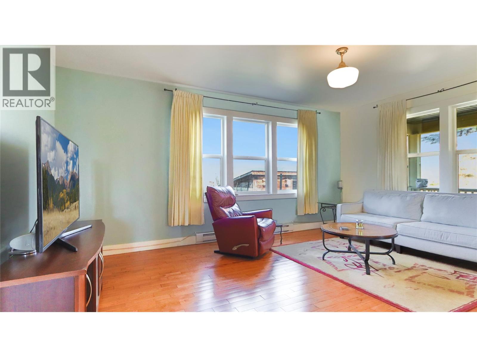 1670 Hulme Creek Road, Rock Creek, British Columbia  V0H 1Y0 - Photo 12 - 10363704