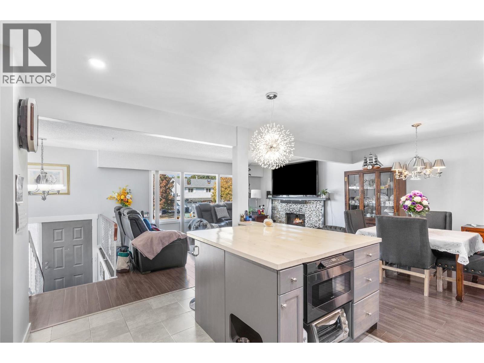 1206 43 Avenue, Vernon, British Columbia  V1T 8C9 - Photo 10 - 10363517