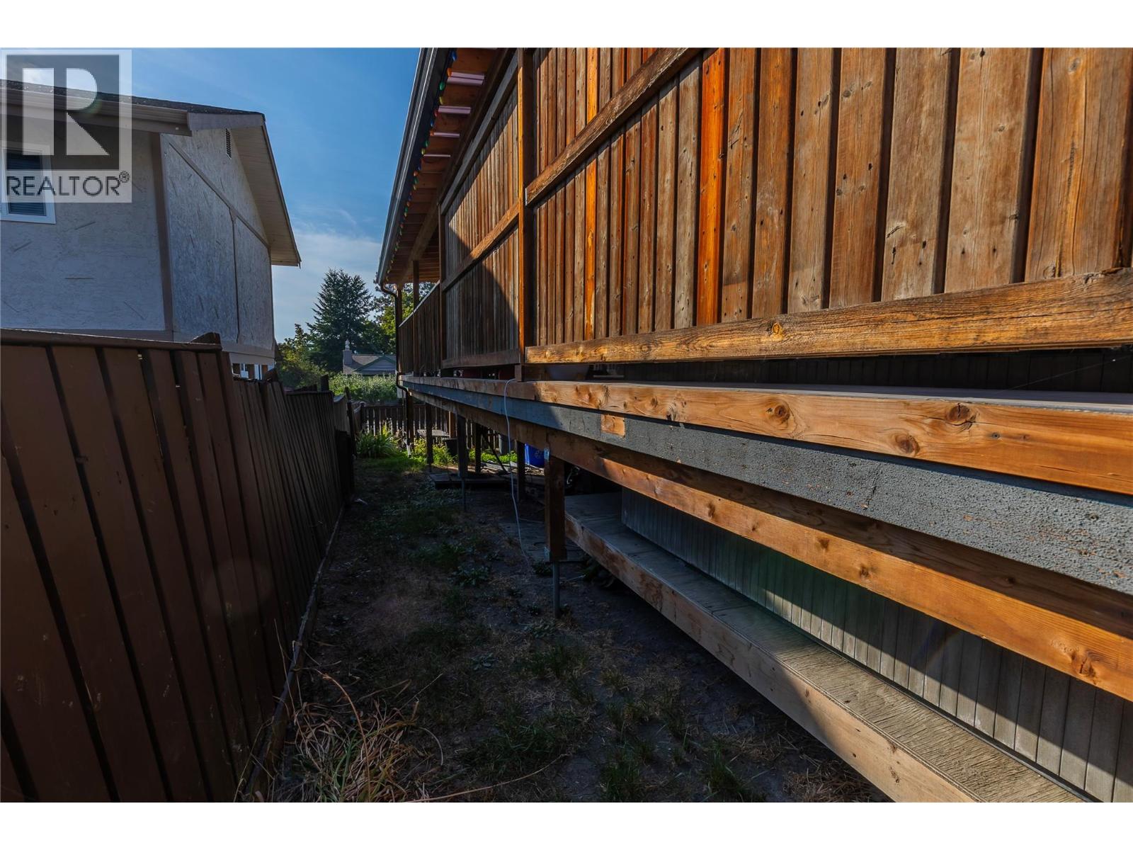 1206 43 Avenue, Vernon, British Columbia  V1T 8C9 - Photo 82 - 10363517