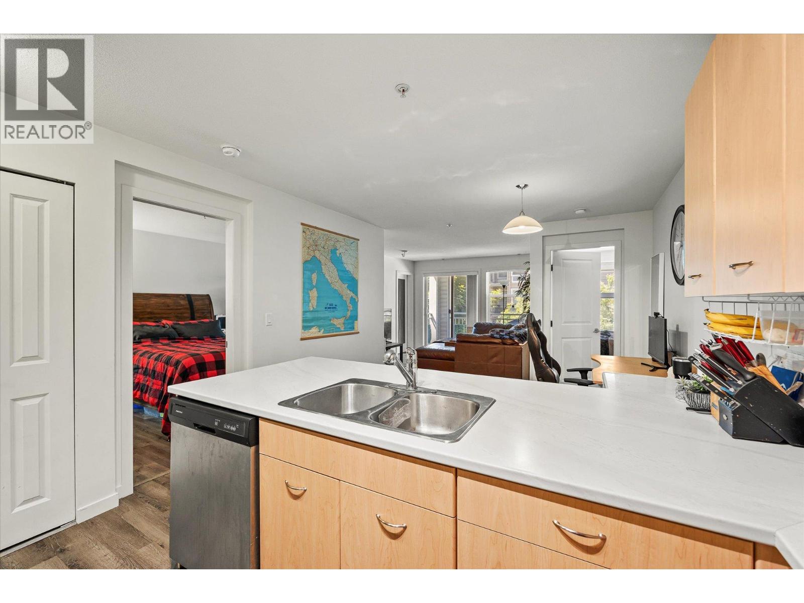 539 Yates Road Unit# 215, Kelowna, British Columbia  V1V 2T8 - Photo 10 - 10363469