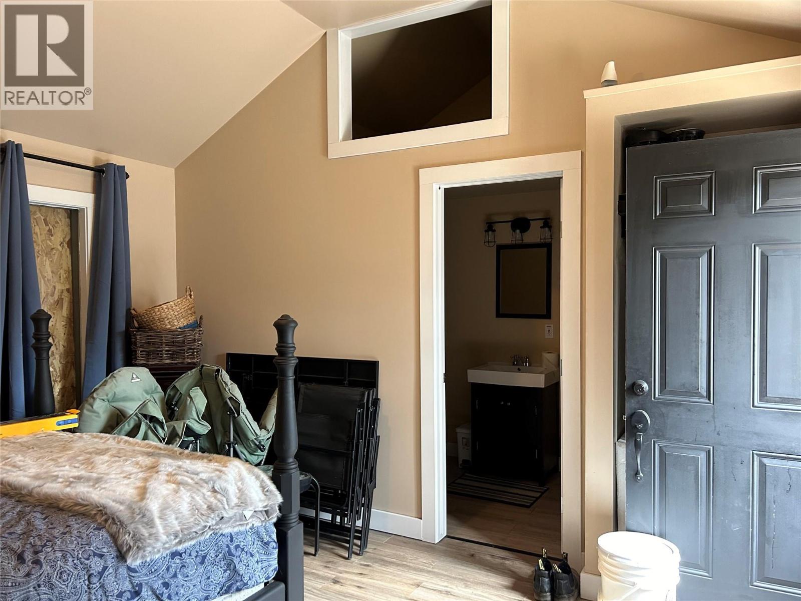 Csokony Road, Spur Valley, British Columbia  V0A 1E0 - Photo 19 - 10363805