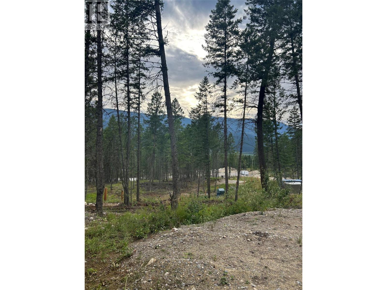 Csokony Road, Spur Valley, British Columbia  V0A 1E0 - Photo 2 - 10363805