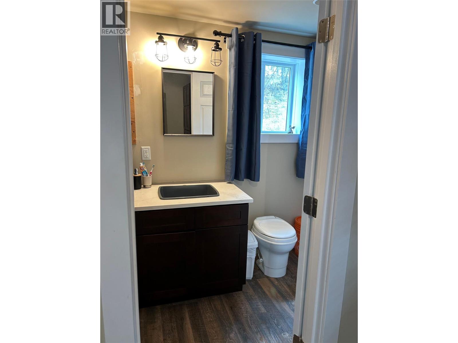 Csokony Road, Spur Valley, British Columbia  V0A 1E0 - Photo 7 - 10363805