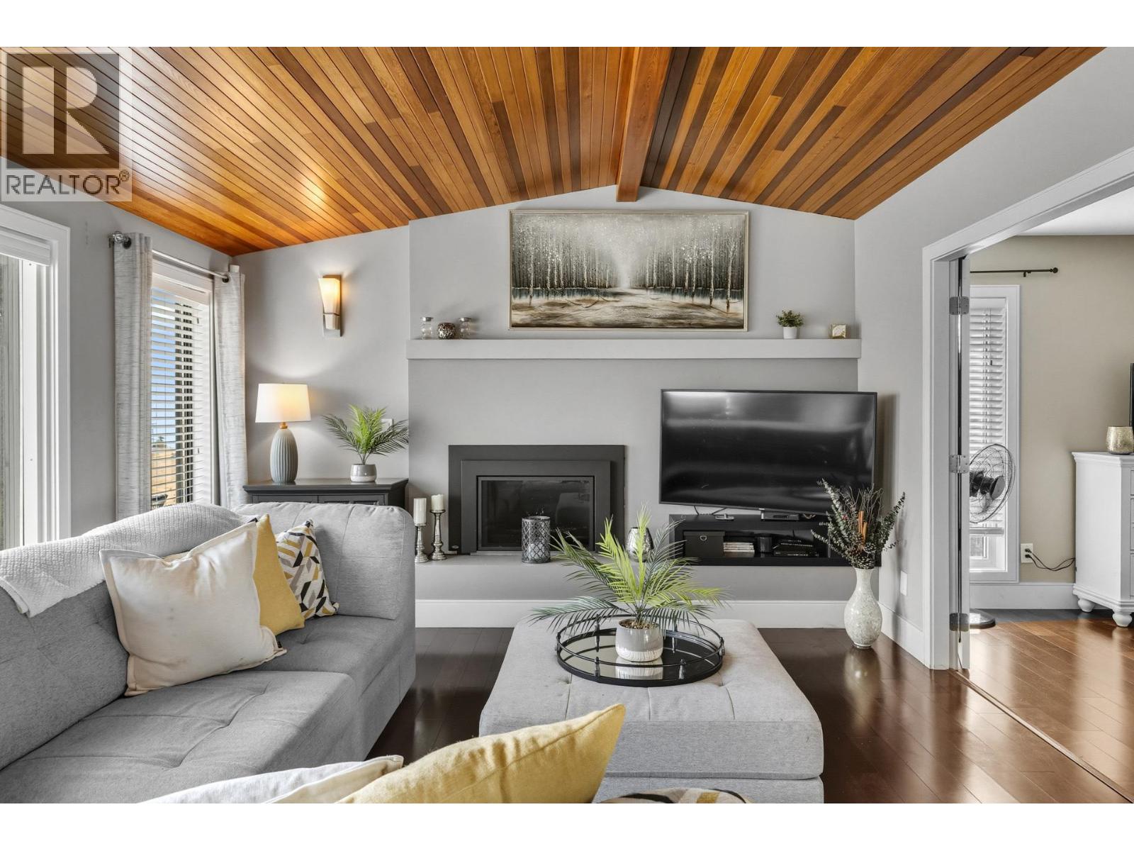 6555 Sherburn Road, Peachland, British Columbia  V0H 1X7 - Photo 23 - 10362839