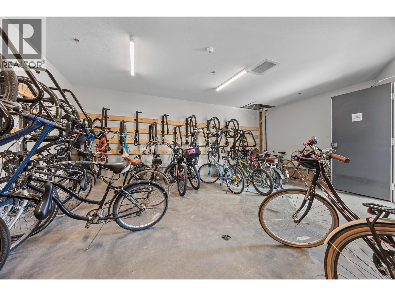 3638 Mission Springs Drive Unit# 301, Kelowna, British Columbia  V1W 0B3 - Photo 21 - 10363741