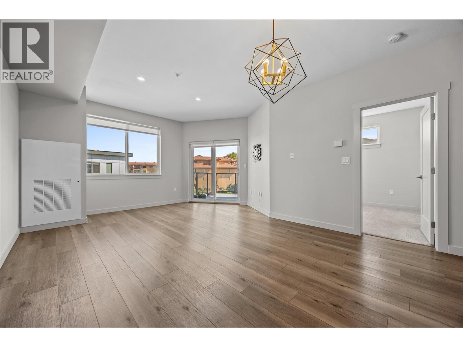 3638 Mission Springs Drive Unit# 301, Kelowna, British Columbia  V1W 0B3 - Photo 3 - 10363741