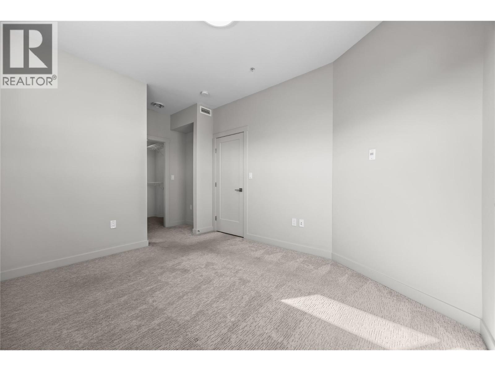 3638 Mission Springs Drive Unit# 301, Kelowna, British Columbia  V1W 0B3 - Photo 5 - 10363741