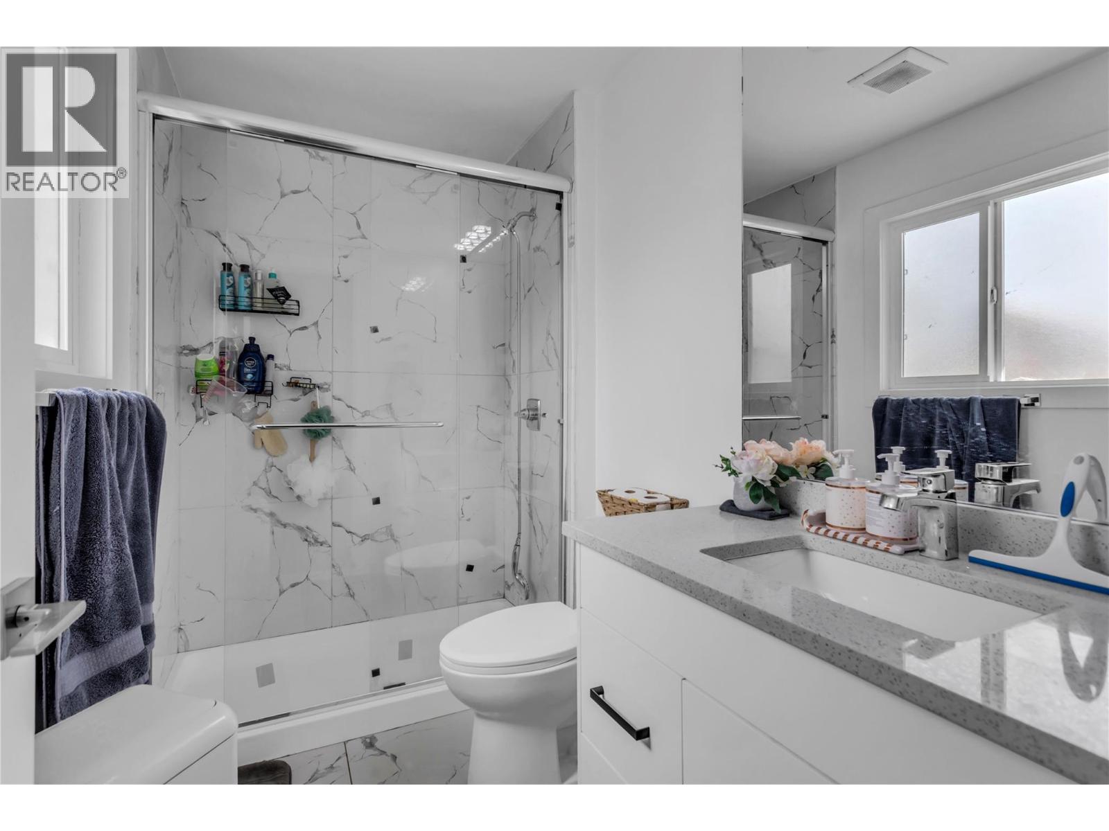 4210 17 Avenue, Vernon, British Columbia  V1T 7K8 - Photo 11 - 10363859