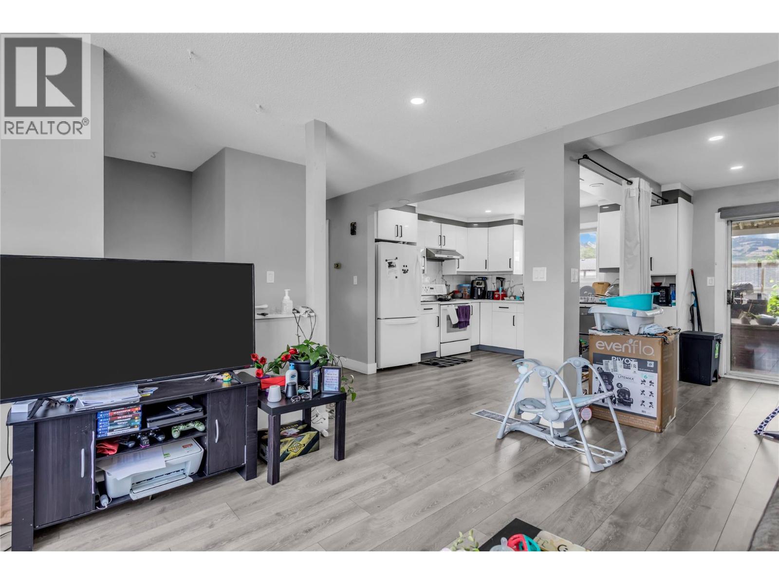 4210 17 Avenue, Vernon, British Columbia  V1T 7K8 - Photo 17 - 10363859