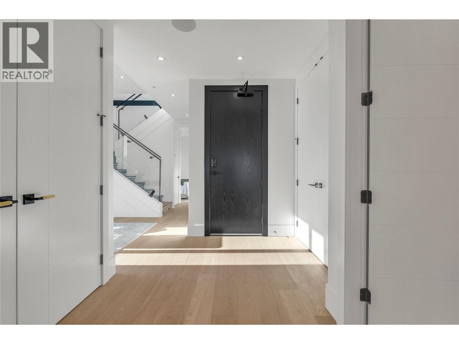 602 Lakeshore Drive Unit# 401, Penticton, British Columbia  V2A 1B9 - Photo 18 - 10363921