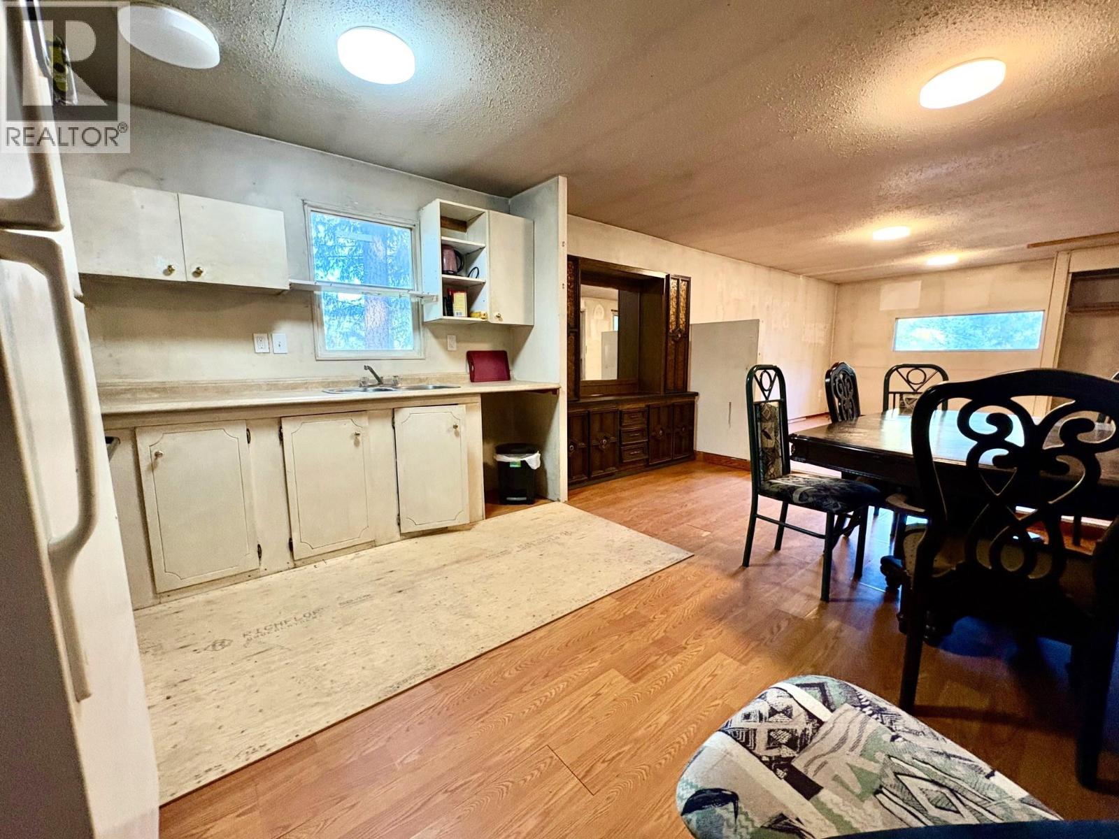 414 Buck Road, Clearwater, British Columbia  V0E 1N1 - Photo 11 - 10363820