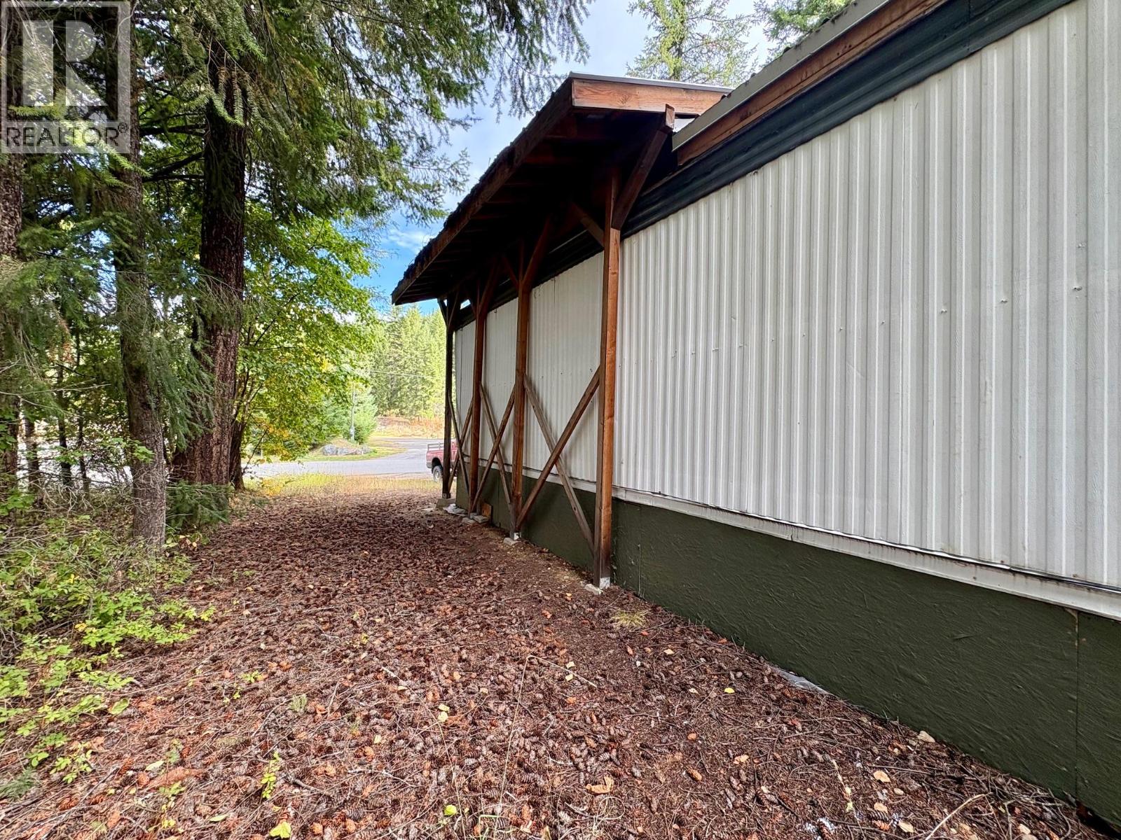 414 Buck Road, Clearwater, British Columbia  V0E 1N1 - Photo 17 - 10363820