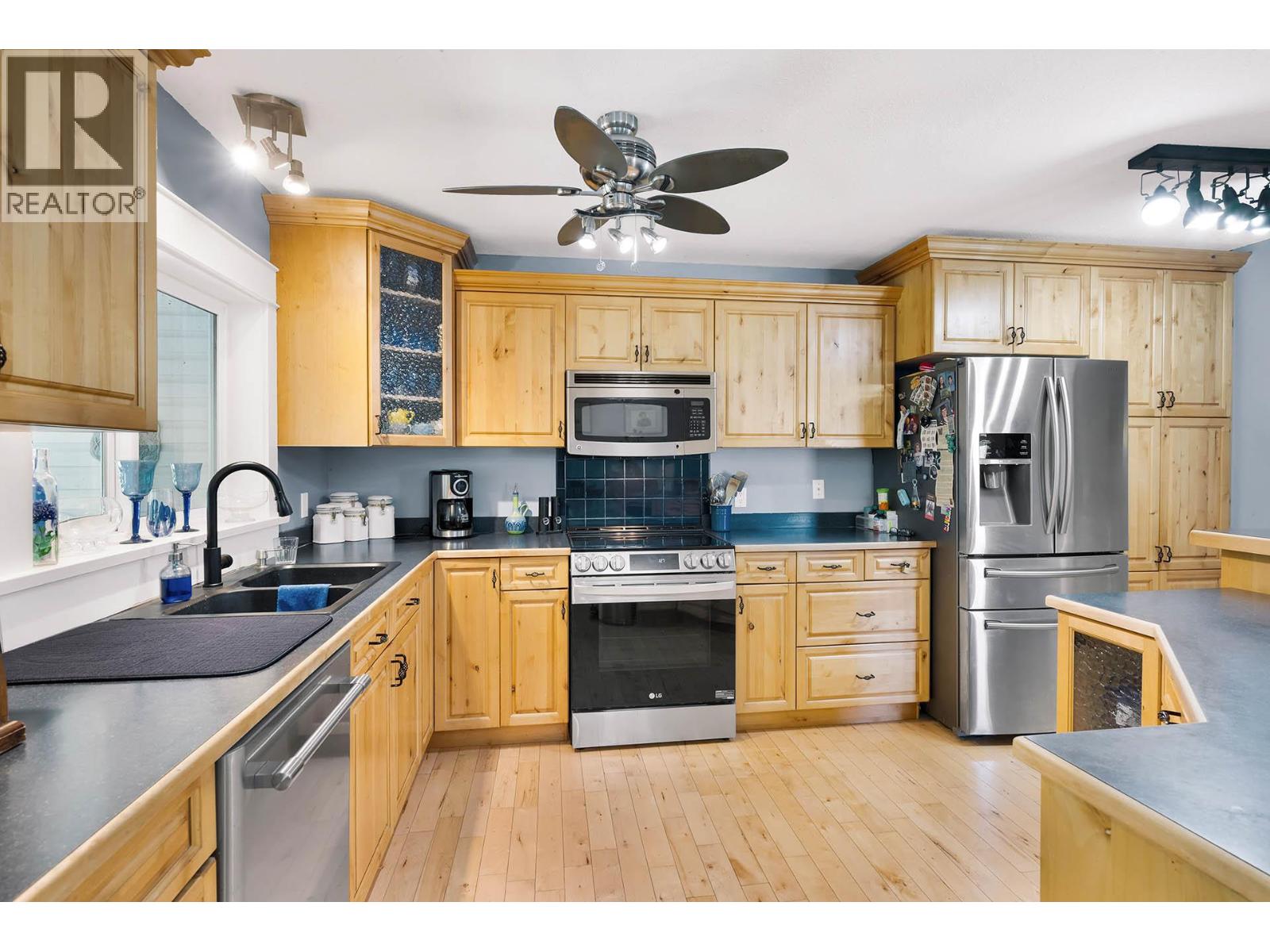 443 Reighmount Drive, Kamloops, British Columbia  V2H 1L8 - Photo 15 - 10363751