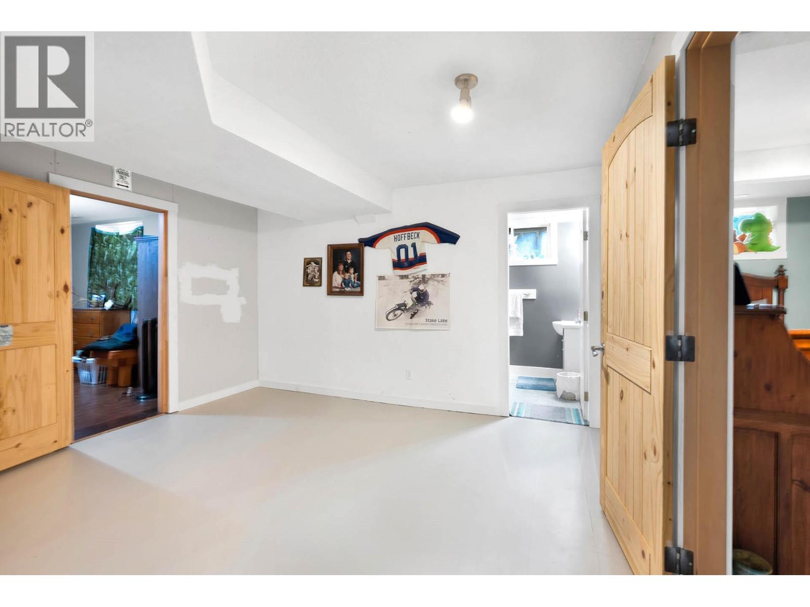 443 Reighmount Drive, Kamloops, British Columbia  V2H 1L8 - Photo 37 - 10363751