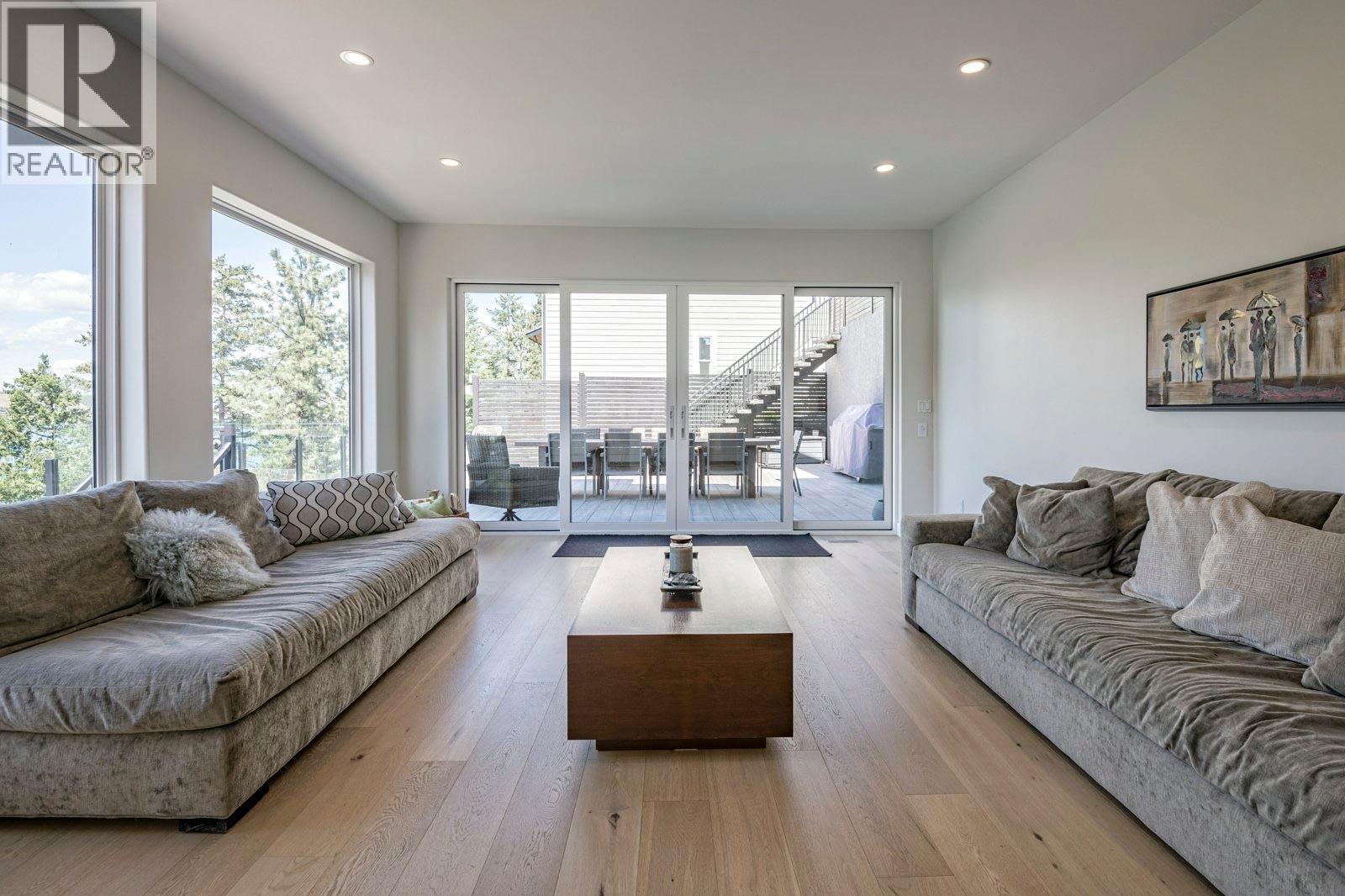 13980 Ponderosa Way, Coldstream, British Columbia  V1B 1A4 - Photo 12 - 10362238