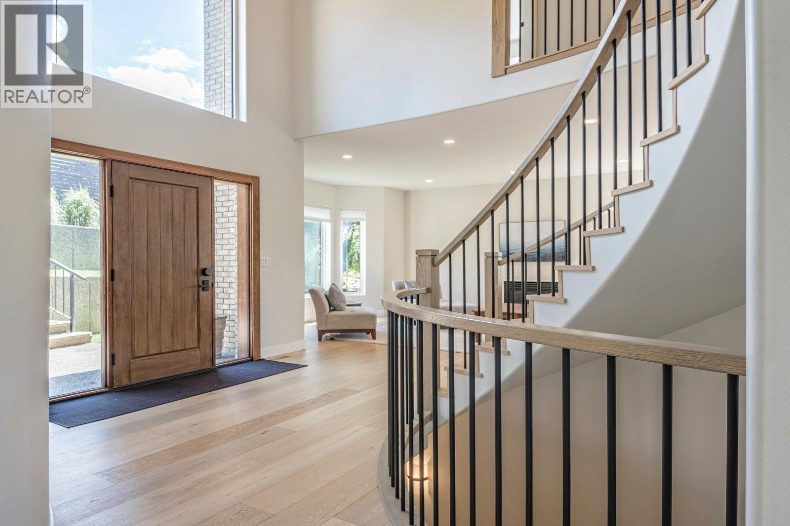 13980 Ponderosa Way, Coldstream, British Columbia  V1B 1A4 - Photo 5 - 10362238