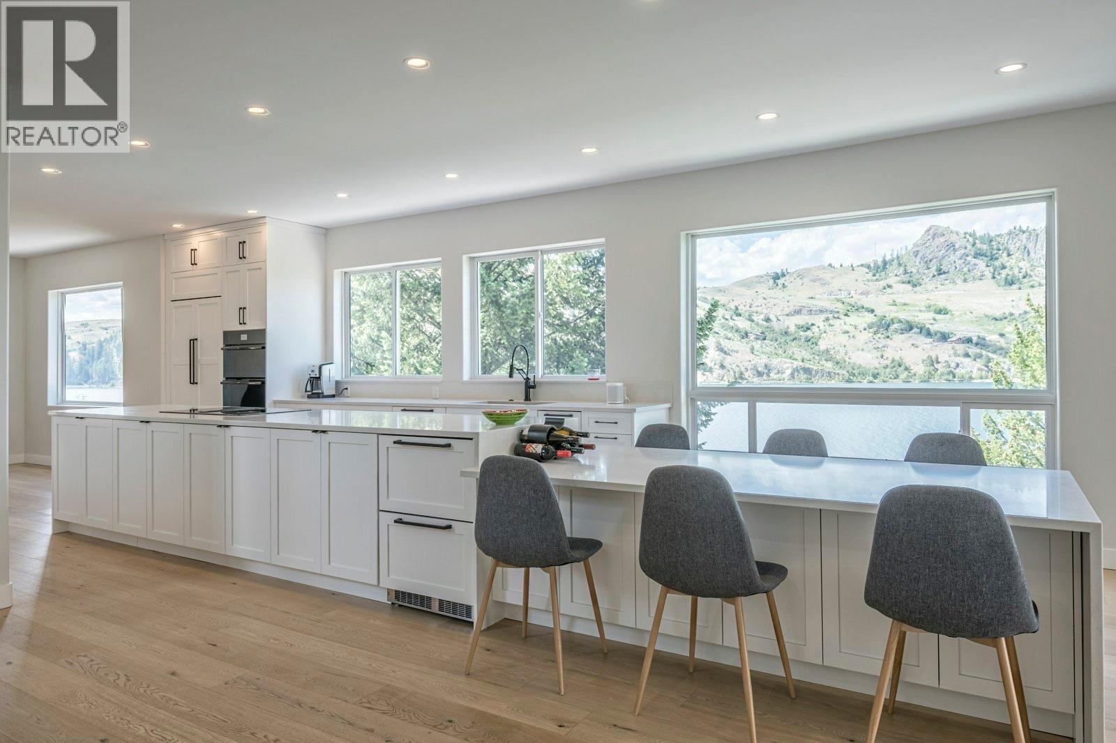 13980 Ponderosa Way, Coldstream, British Columbia  V1B 1A4 - Photo 9 - 10362238