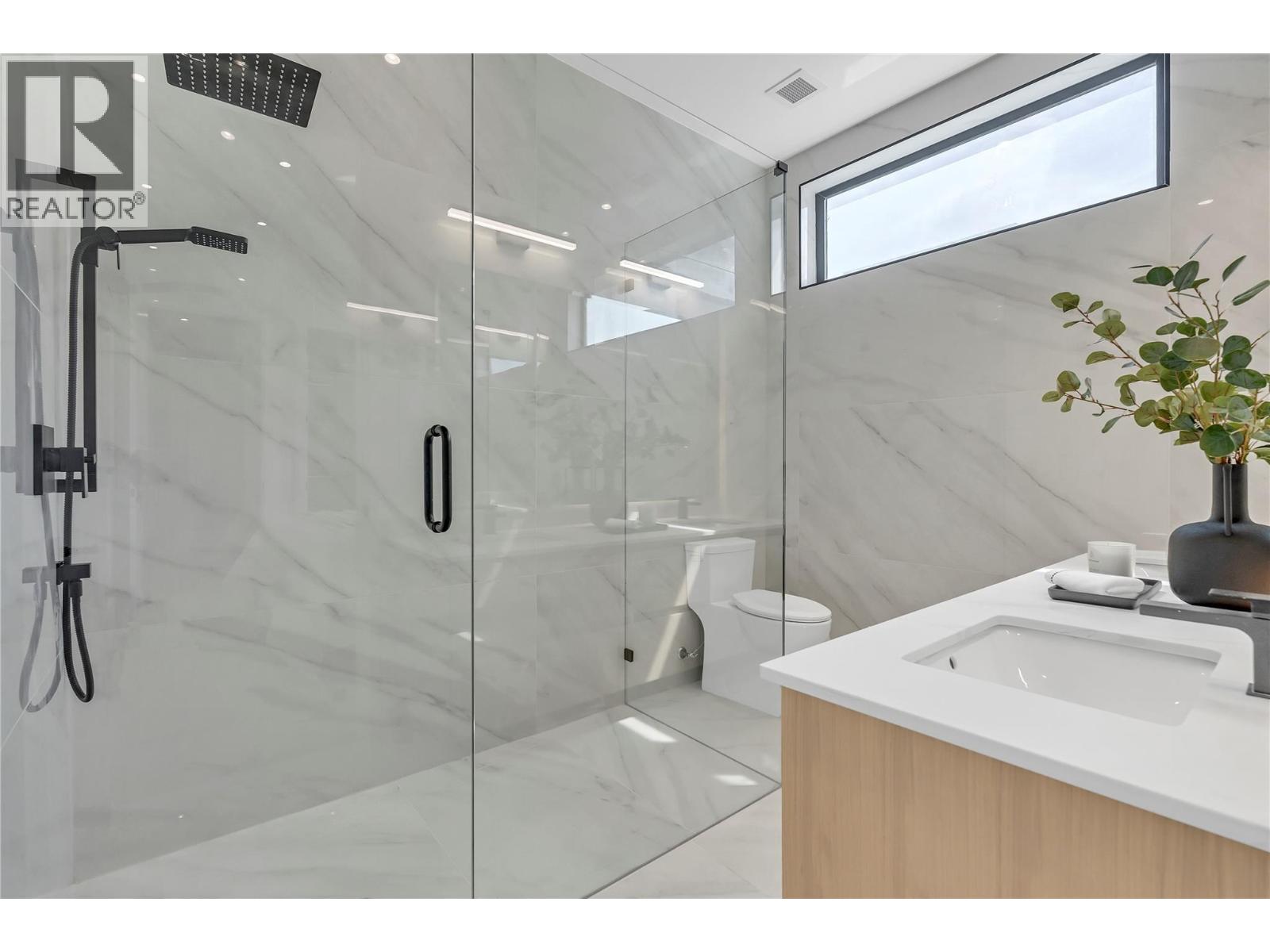 602 Lakeshore Drive Unit# 201, Penticton, British Columbia  V2A 1B9 - Photo 23 - 10363810