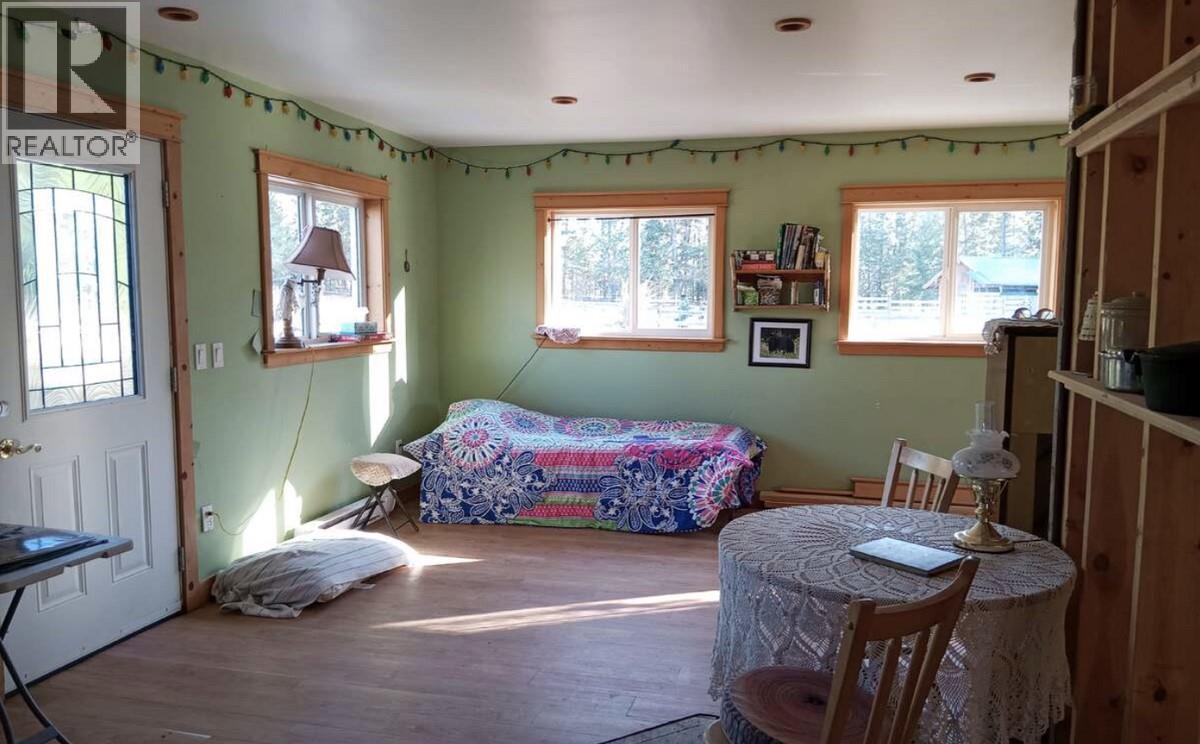 8224 Highway 95a, Kimberley, British Columbia  V1A 3L6 - Photo 3 - 10363955