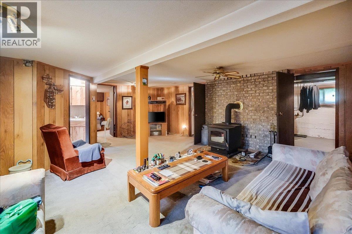 807 Waterloo Road, Ootischenia, British Columbia  V1N 4K8 - Photo 25 - 10363749