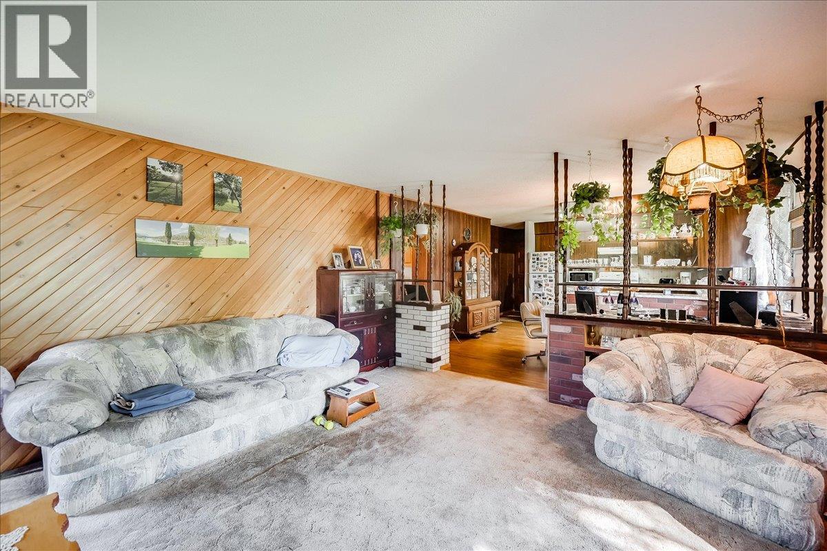 807 Waterloo Road, Ootischenia, British Columbia  V1N 4K8 - Photo 37 - 10363749