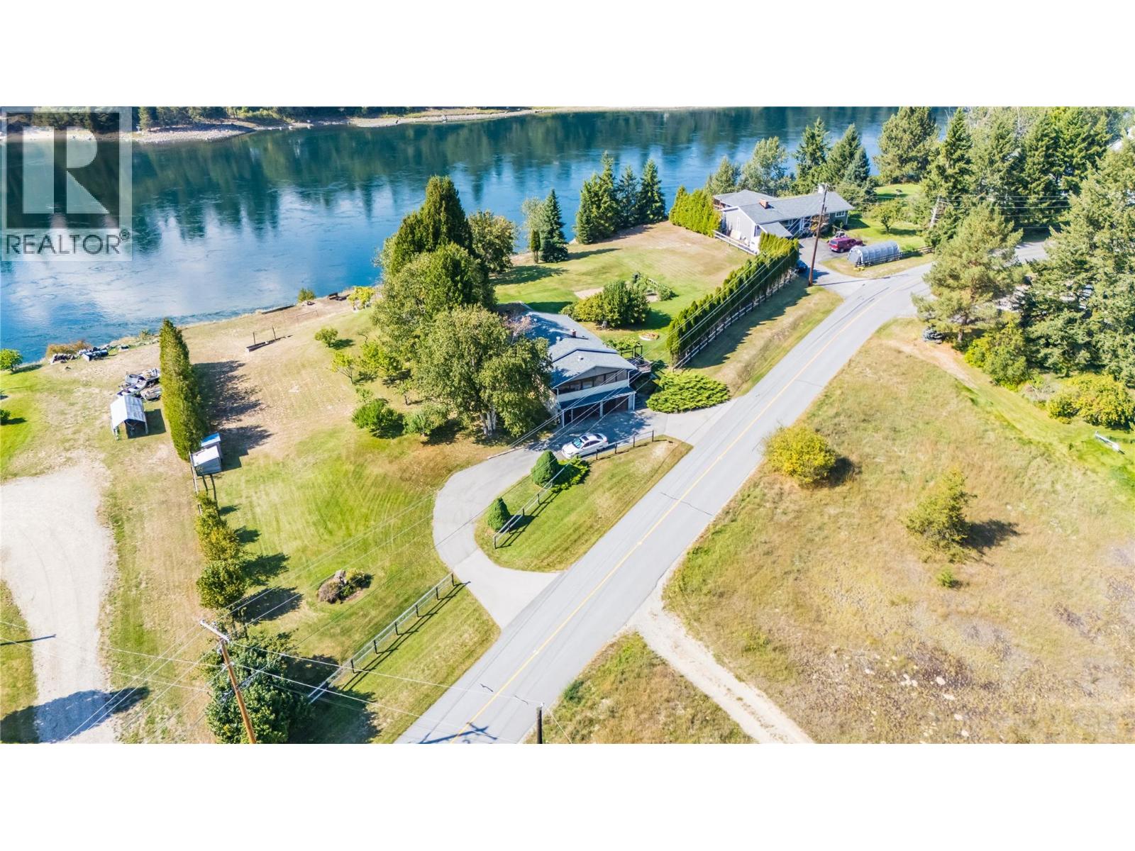 807 Waterloo Road, Ootischenia, British Columbia  V1N 4K8 - Photo 5 - 10363749