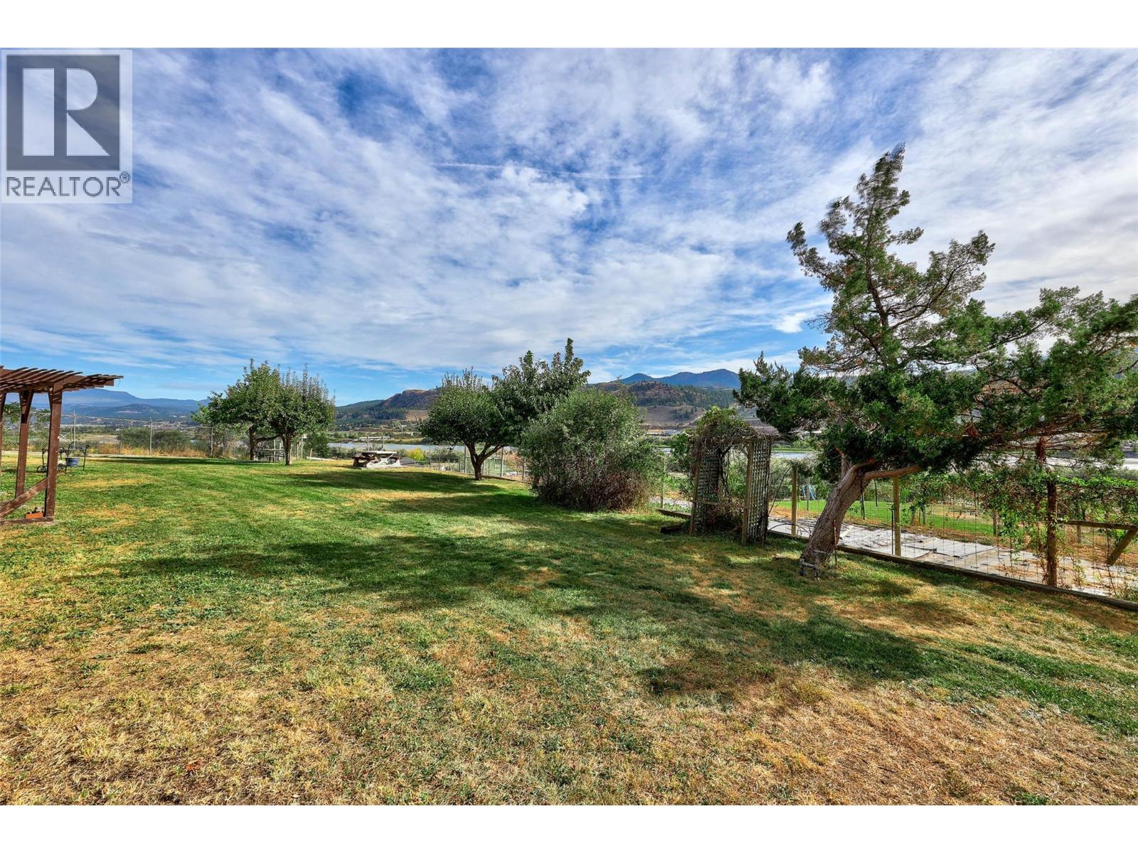 3119 Shuswap Road, Kamloops, British Columbia  V2H 1T1 - Photo 48 - 10363729