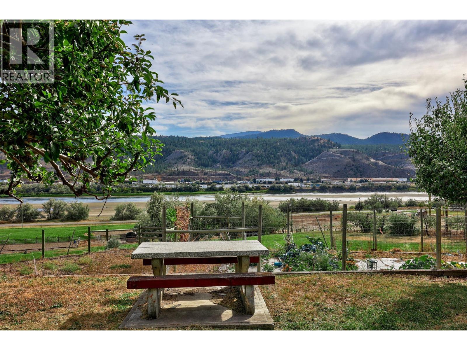 3119 Shuswap Road, Kamloops, British Columbia  V2H 1T1 - Photo 49 - 10363729