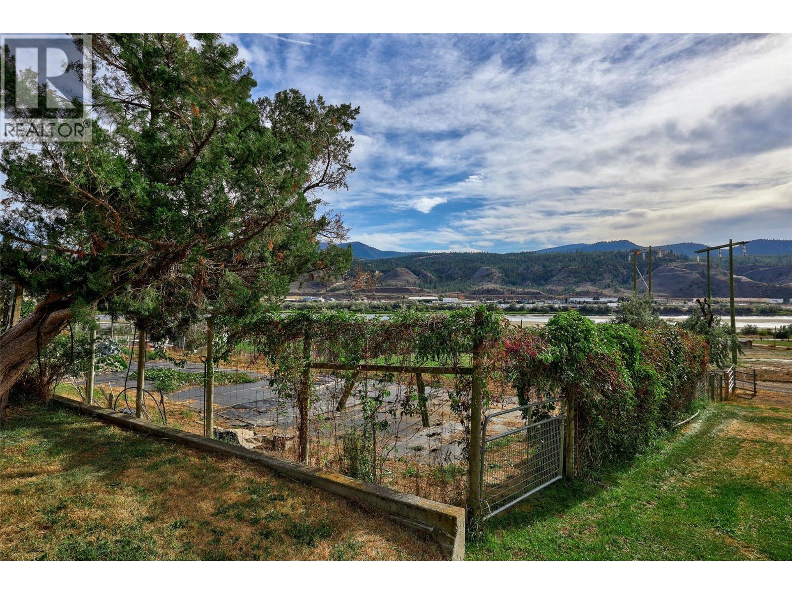 3119 Shuswap Road, Kamloops, British Columbia  V2H 1T1 - Photo 59 - 10363729