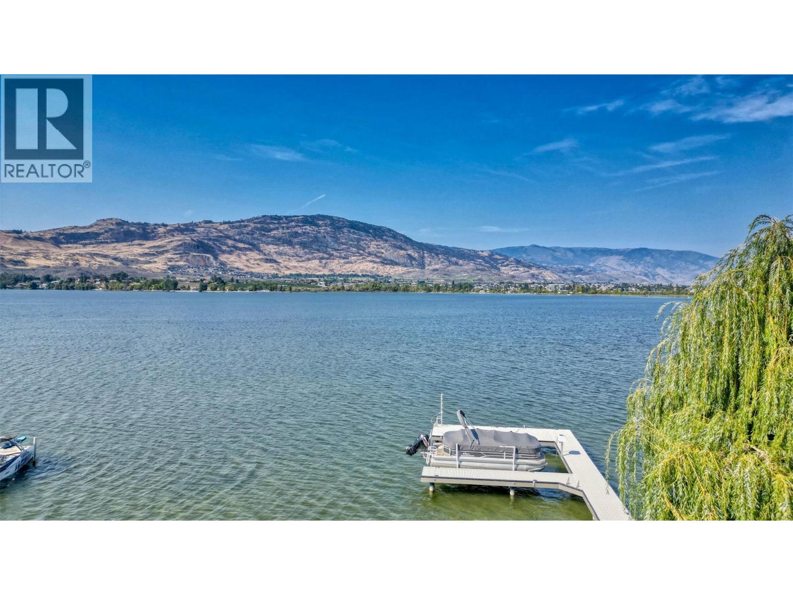 2414 Lakeshore Drive, Osoyoos, British Columbia  V0H 1V6 - Photo 10 - 10363954