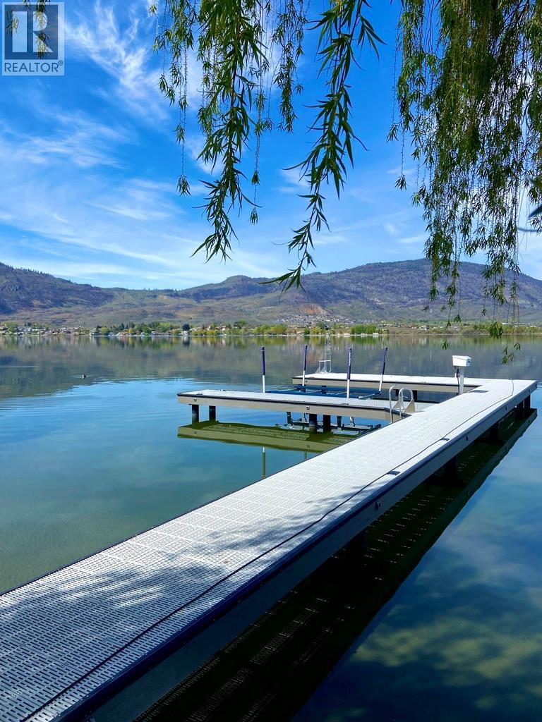 2414 Lakeshore Drive, Osoyoos, British Columbia  V0H 1V6 - Photo 2 - 10363954